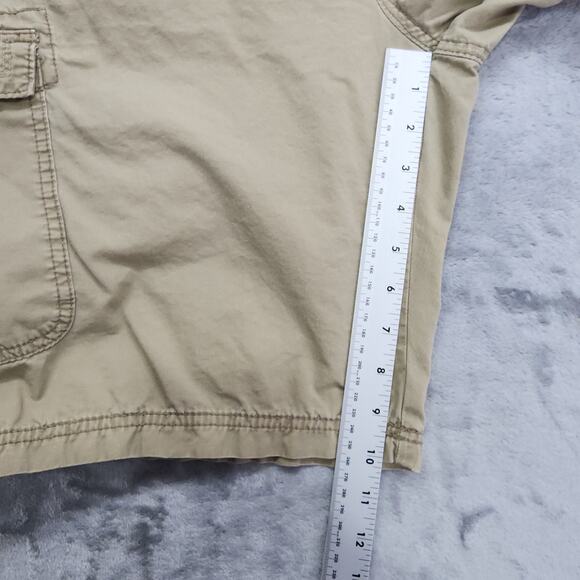 Unionbay Shorts Mens 42 Tan Khaki Cargo Casual Hiking Utility UB Outdoors Y2K - Picture 13 of 15